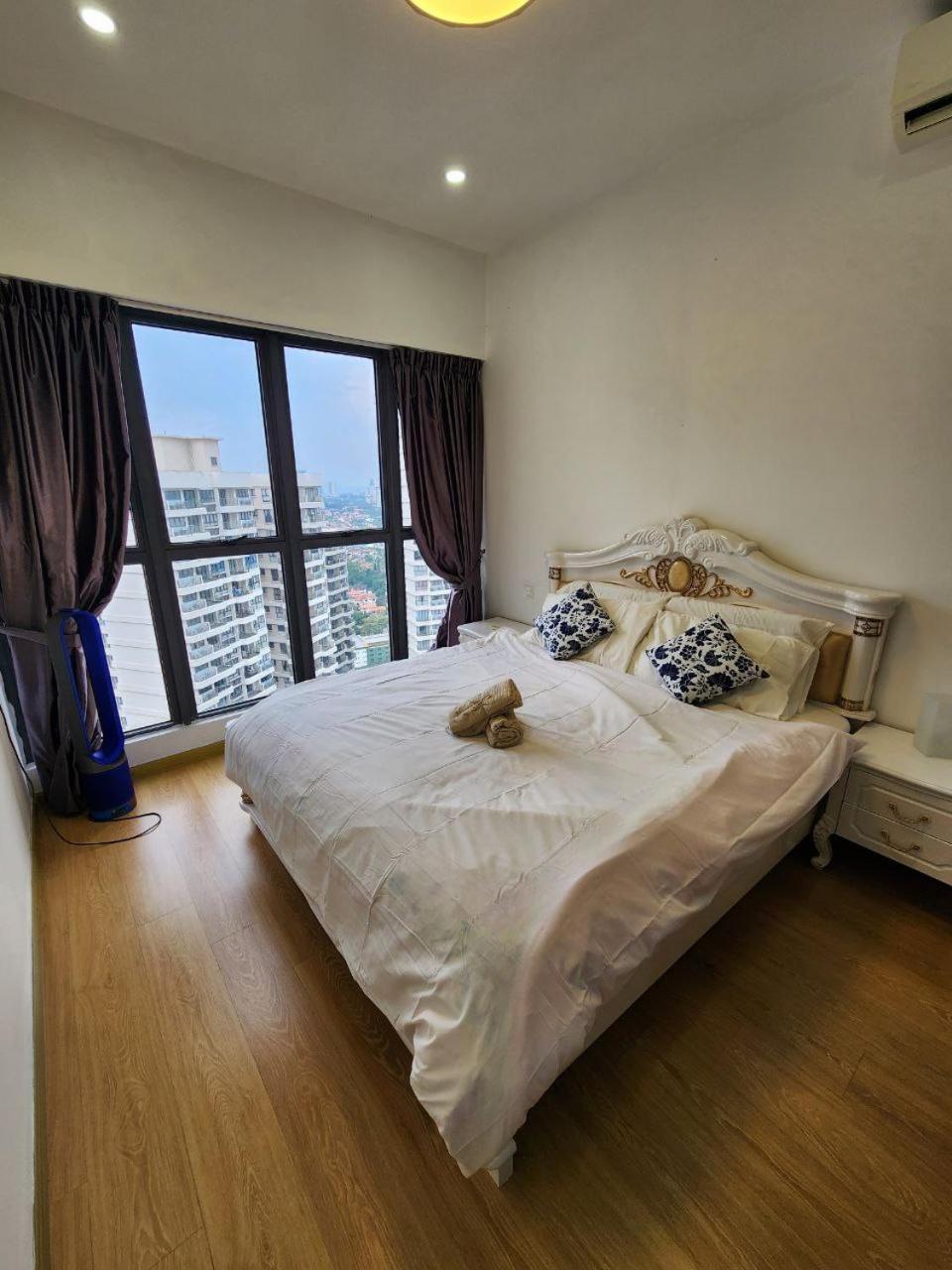 Apartment Lovell Country Garden 2 King Beds High Level *